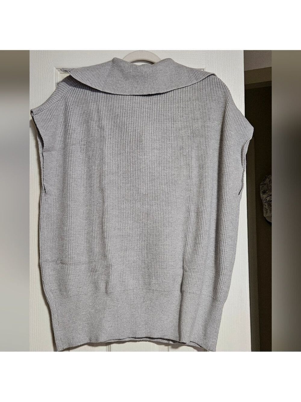 Cozy Coastal Women's Gray Cowl Neck Sweater Size 2XL - Picture 3 of 5